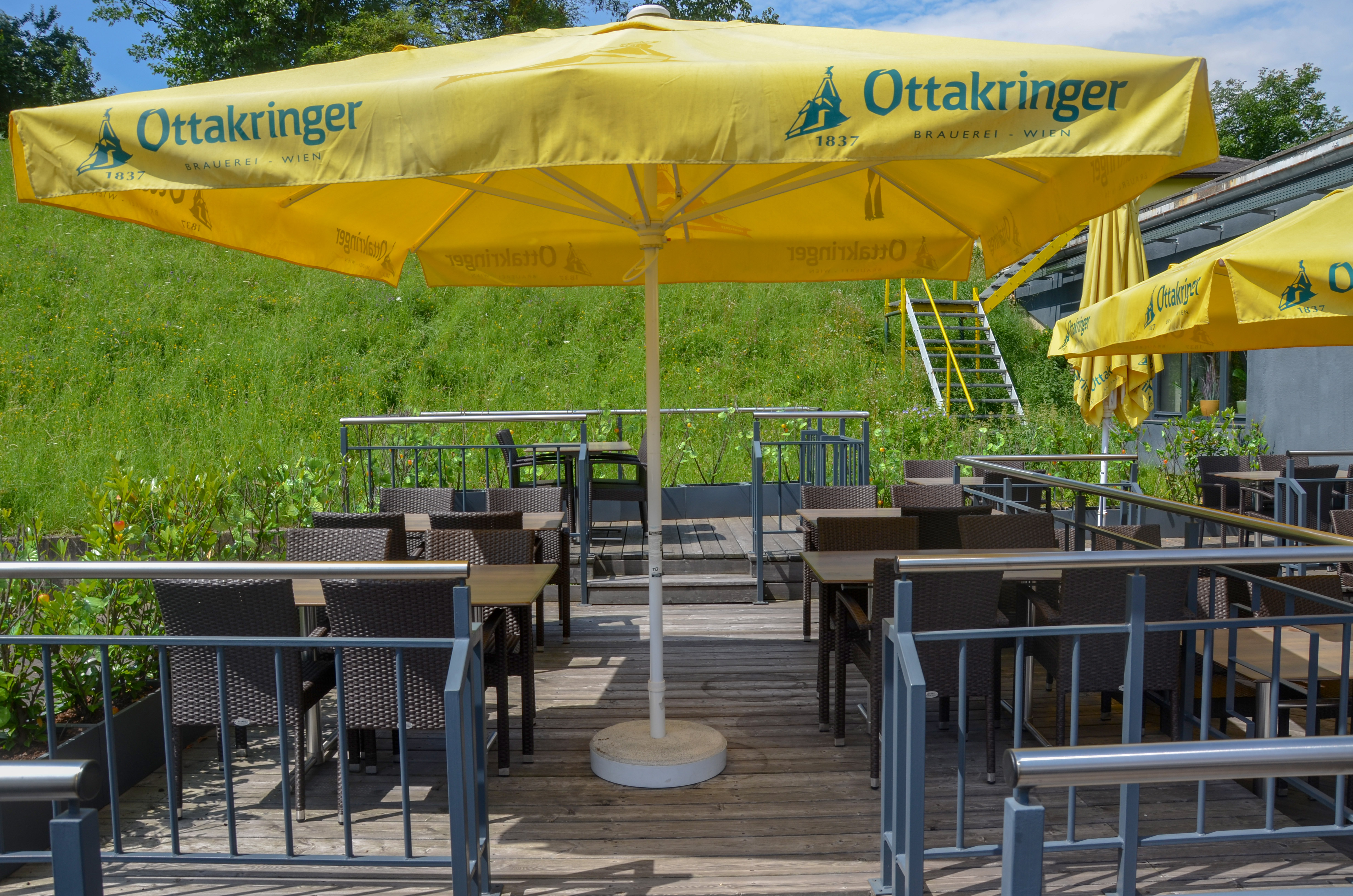 C&C Restaurant Gastgarten